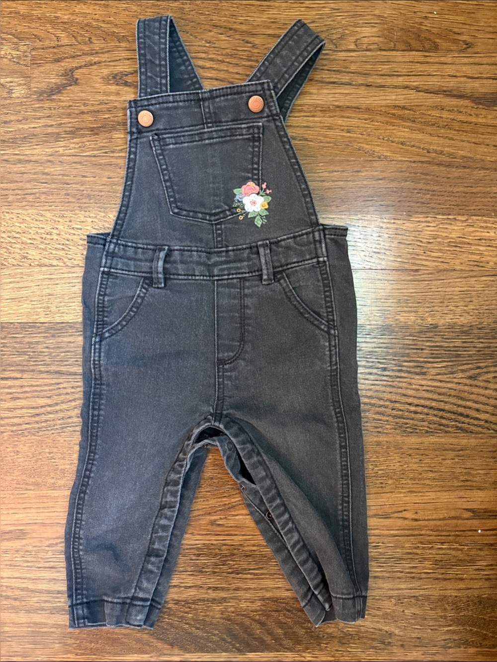 Old Navy Black Toddler Floral Pocket Overalls